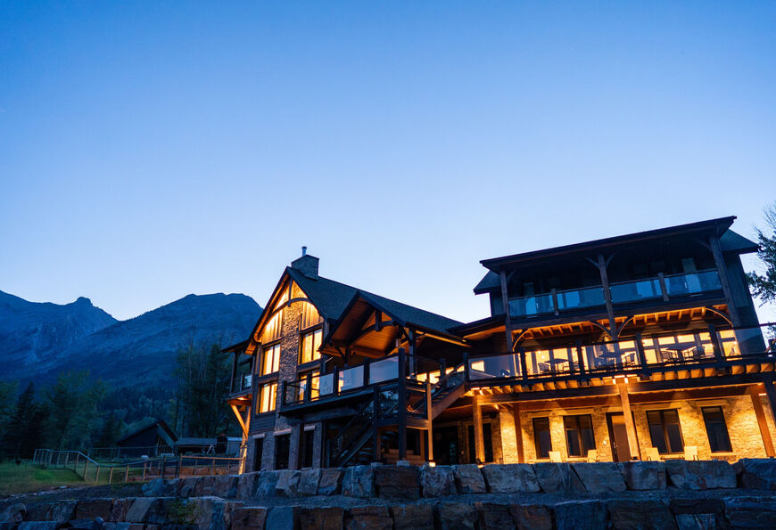 Luxury lodge room and mountain setting at Brooks Creek Ranch